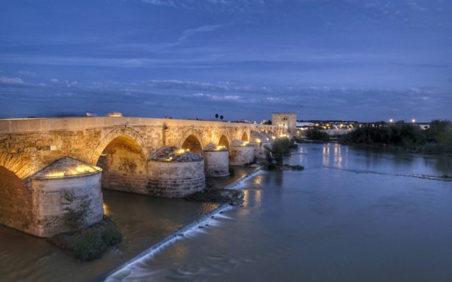Spain Private Guides. Roman bridge in Córdoba
