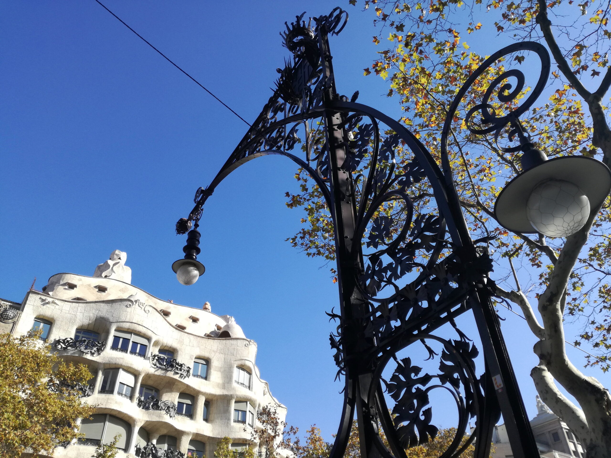 Barcelona Essential Walking Tour Barcelona Essential Walking Tour