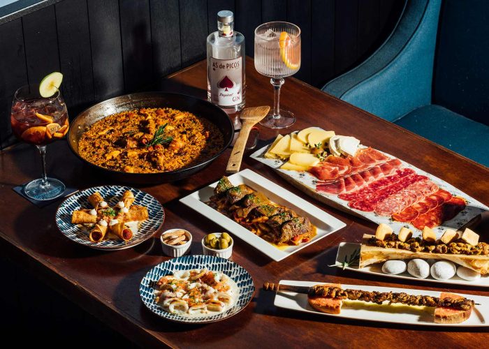 Tapas tour with Chef Mamen in the Upper Diagonal area