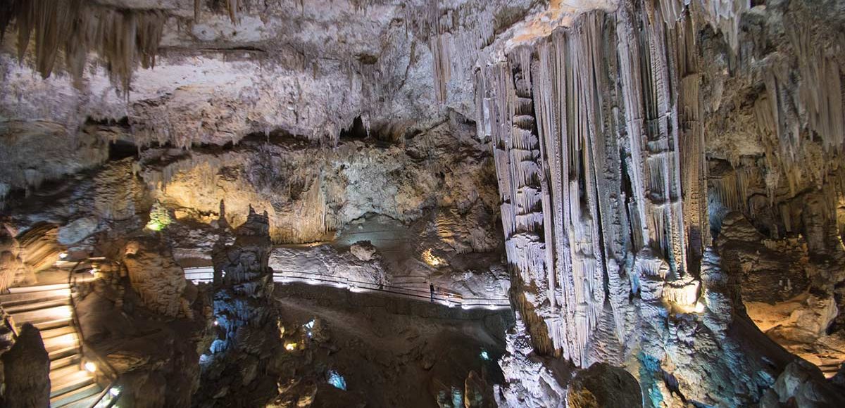 Nerja caves